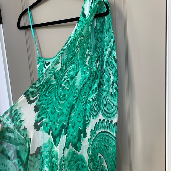 Milly Chiffon One Shoulder Dress - Picture 4 of 7